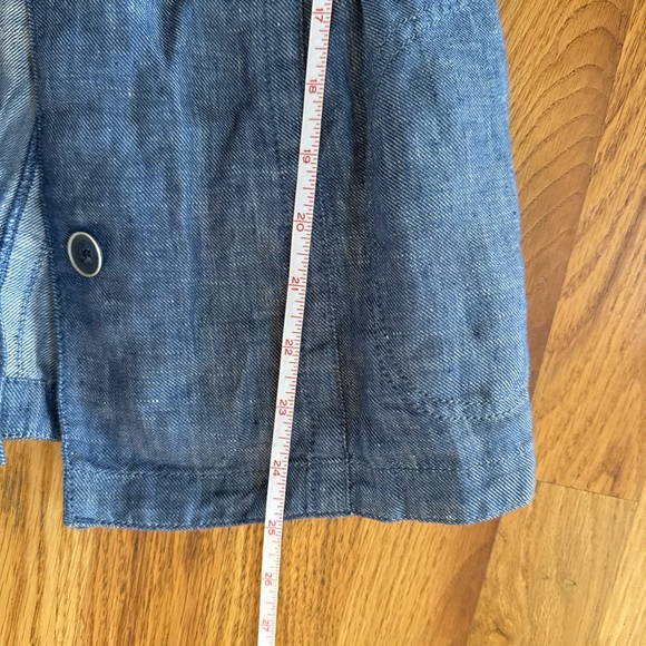 J. McLaughlin Shirt Womens XS Blue Linen Chambray Button Up Coastal Pockets - Picture 11 of 11